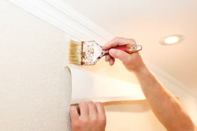 Pose de papier peint à Larbont — revêtements muraux et toiles de verre